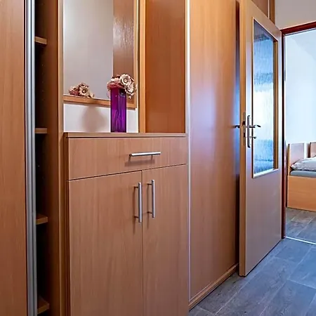 A Studia Zamecky Park Hostel *